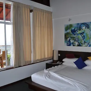 https://amaara-sky-hotel.kandyhotelsnow.com